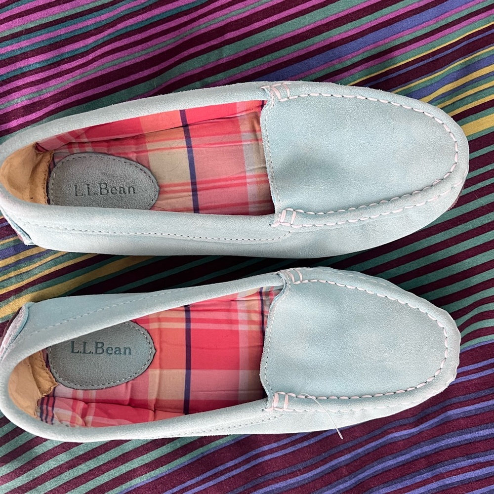 LL Bean Slip on Loafer/Moccasins NWOT 🐳